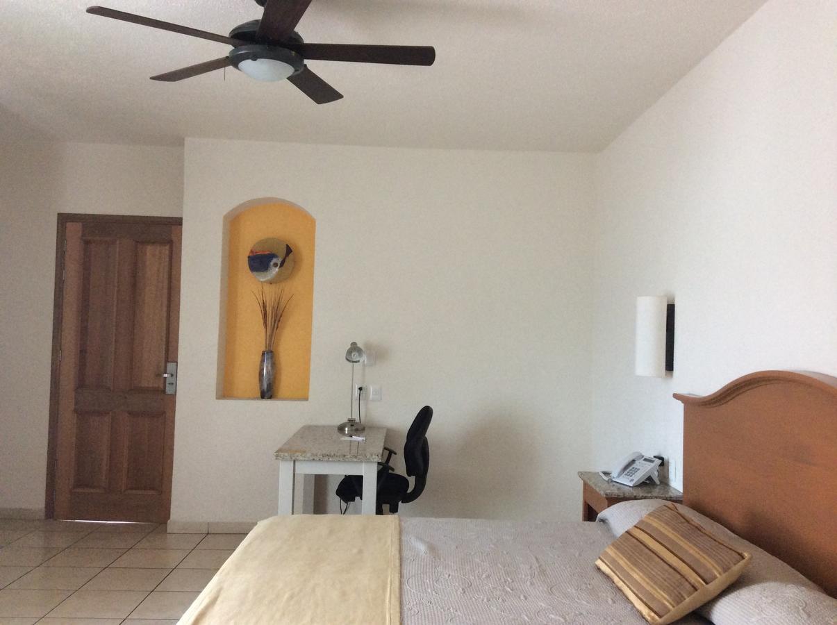 Hotel Fuerte Real Ciudad Guzman Pokój zdjęcie